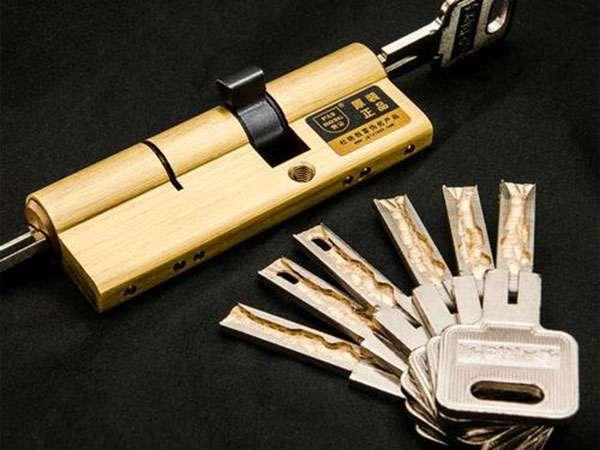 渝中24小时上门开锁公司