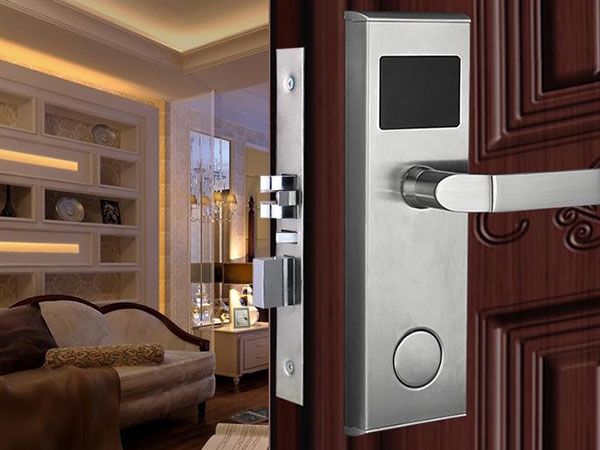 渝中24小时上门开锁公司